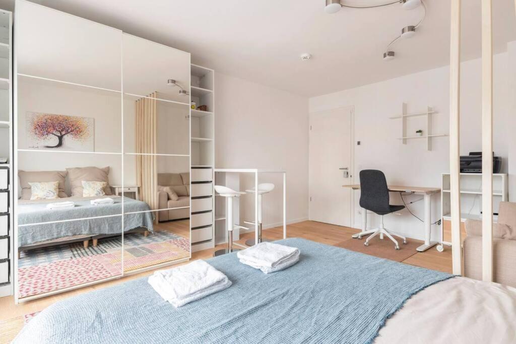 Modern Home In Central Berlin Exterior photo